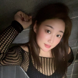 性感丰满小姐姐
