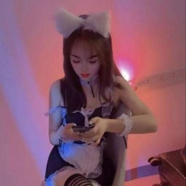 性感黑丝女仆装老师